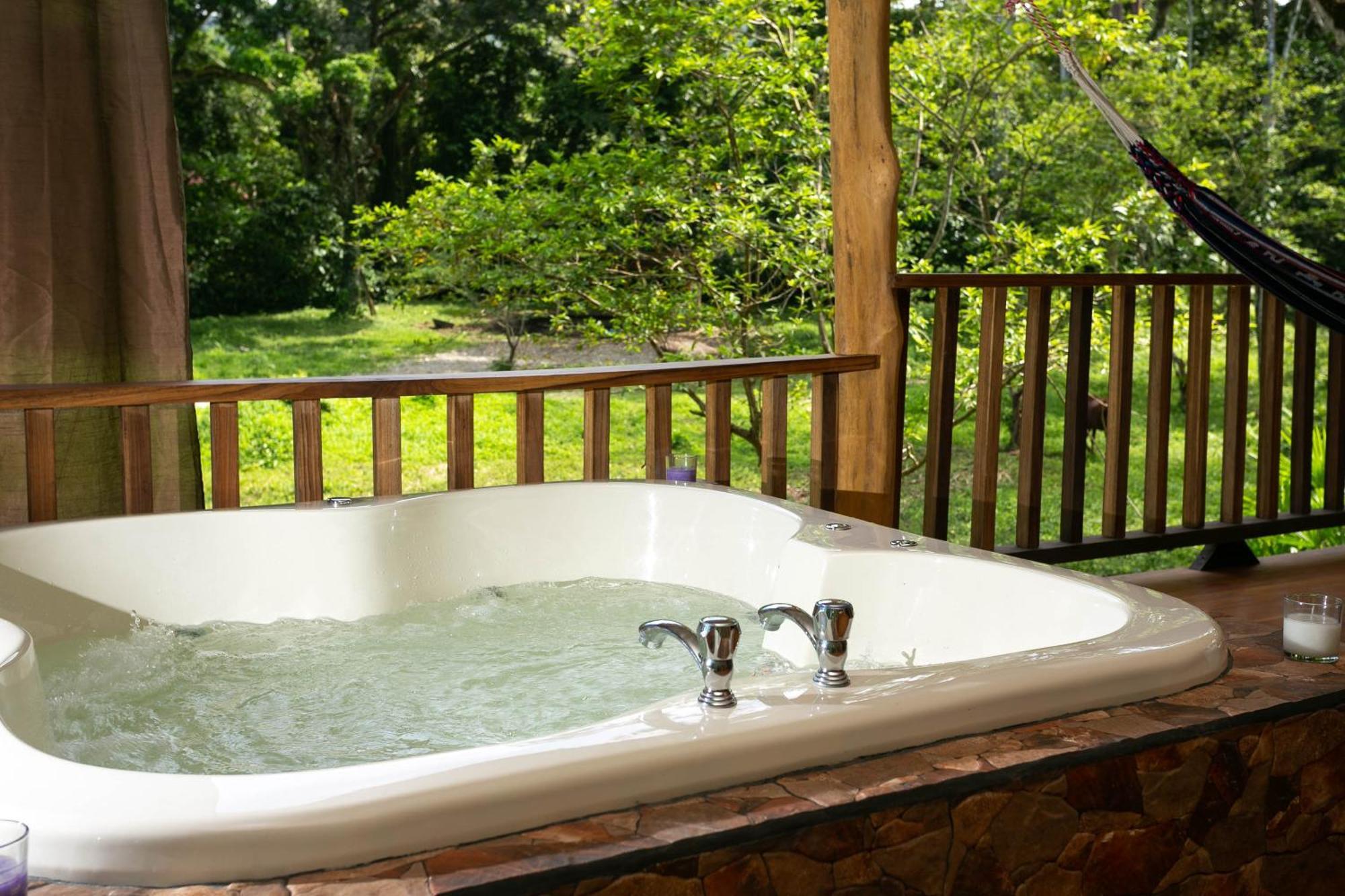 Hotel Brigitte´s Ranch Cahuita Esterno foto